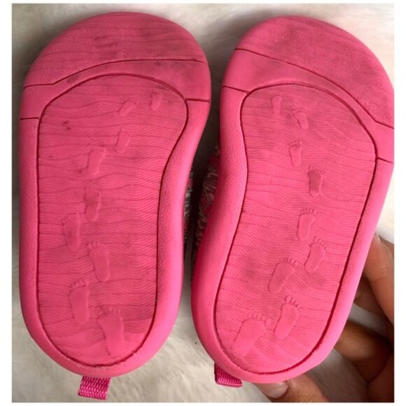 Toddlers shoes! 🖤 - Picture 4 of 4